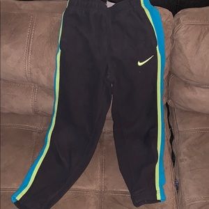 Therma fit Nike sweatpants